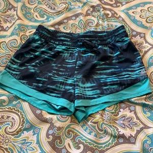 Reebok athletic shorts size S